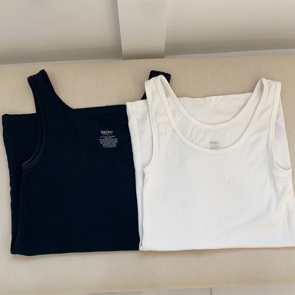Mossimo Supply Co. Tops - Mossimo tank top set